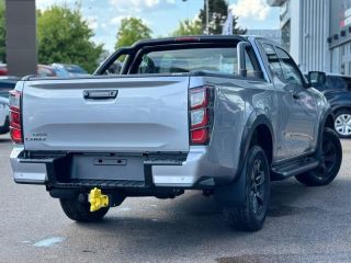 54520 : Hyundai Nancy - Théobald Automobiles - ISUZU D-Max - D-Max - Mercury Silver Metallic - Transmission intégrale enclenc - Diesel