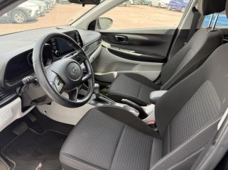 14112 : Hyundai Caen - Trajectoire Automobiles - HYUNDAI i20 - i20 - Phantom Black Métal - Traction - Essence/Micro-Hybride