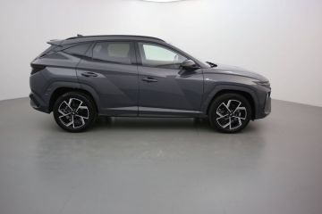 75010 : Hyundai Paris Nord - Goncourt Automobiles - HYUNDAI TUCSON N Line Creative - TUCSON IV - Gris - Boîte automatique - Essence / Courant électrique