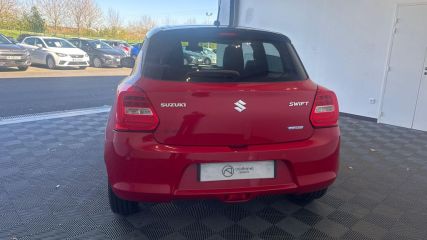 75010 : Hyundai Paris Nord - Goncourt Automobiles - SUZUKI SWIFT Pack - SWIFT IV - Rouge - Boîte manuelle - Essence sans plomb