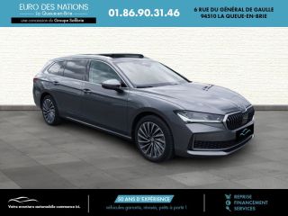 75010 : Hyundai Paris Nord - Goncourt Automobiles - SKODA SUPERB COMBI Laurin &amp; Klement - SUPERB IV - GRIS GRAPHITE - Automate sequentiel - Essence sans plomb