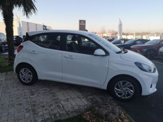 75010 : Hyundai Paris Nord - Goncourt Automobiles - HYUNDAI i10 Intuitive - i10 III - Blanc - Boîte manuelle - Essence sans plomb