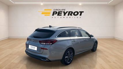 11020 : Hyundai Carcassonne - HMDS - HYUNDAI i30 SW Creative - i30 III - SHIMMERING SILVER - Boîte séquentielle - Essence sans plomb