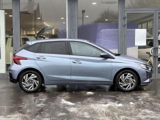 57100 : Hyundai Thionville - Théobald Automobiles - HYUNDAI i20 - i20 - Meta Blue Métal - Traction - Essence