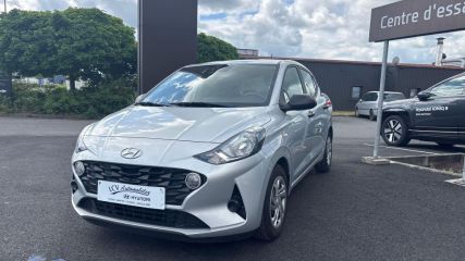 75010 : Hyundai Paris Nord - Goncourt Automobiles - HYUNDAI i10 Initia - i10 III - Gris - Boîte manuelle - Essence sans plomb