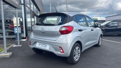 75010 : Hyundai Paris Nord - Goncourt Automobiles - HYUNDAI i10 Initia - i10 III - Gris - Boîte manuelle - Essence sans plomb