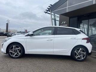 75010 : Hyundai Paris Nord - Goncourt Automobiles - HYUNDAI i20 Creative - i20 (08/2023) - Blanc - Boîte manuelle - Essence sans plomb