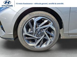 56000 : Hyundai Vannes - Park Lann Automobiles - HYUNDAI i20 - i20 - Elemental Brass Métal/Toit/rétros Black - Traction - Essence/Micro-Hybride