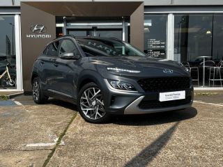 72100 : Hyundai Le Mans - GCH LE MANS - HYUNDAI Kona - Kona - Dark Night Métal - Traction - Hybride : Essence/Electrique