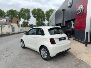 75010 : Hyundai Paris Nord - Goncourt Automobiles - FIAT 500e BERLINE Action Plus - 500 III ELECTRIQUE - Blanc                                              - Automate à fonct. Continu - Courant électrique
