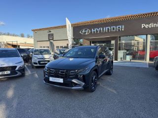 75010 : Hyundai Paris Nord - Goncourt Automobiles - HYUNDAI TUCSON 20ème Anniversaire - TUCSON IV - VERT FONCE - Boîte automatique - Essence / Courant électrique