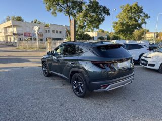 75010 : Hyundai Paris Nord - Goncourt Automobiles - HYUNDAI TUCSON 20ème Anniversaire - TUCSON IV - VERT FONCE - Boîte automatique - Essence / Courant électrique