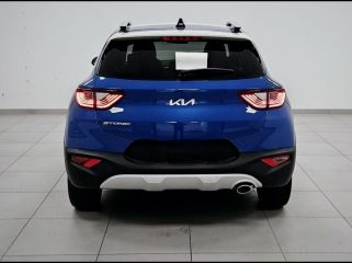 54520 : Hyundai Nancy - Théobald Automobiles - KIA Stonic - Stonic - Bleu Azur métallisé - Traction - Essence