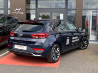 14112 : Hyundai Caen - Trajectoire Automobiles - HYUNDAI i30 - i30 - Sailing Blue métal - Traction - Essence