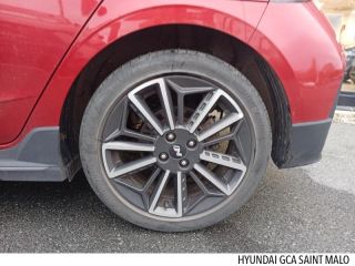 35400 : Hyundai Saint-Malo - GCA - HYUNDAI i20 - i20 - 5wr dragon red/phantom black - Traction - Essence/Micro-Hybride