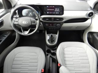 52000 : Hyundai Chaumont - Garage Michel Bazin - HYUNDAI i10 - i10 - Atlas White - Traction - Essence