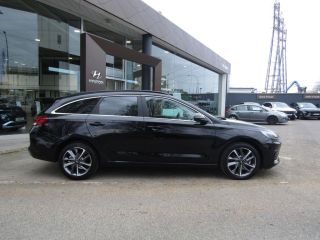 75010 : Hyundai Paris Nord - Goncourt Automobiles - HYUNDAI i30 SW Creative - i30 III - Noir - Boîte séquentielle - Essence sans plomb