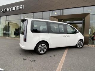 92250 : Hyundai Motor Company - HYUNDAI Staria - Staria - Blanc - Traction - Hybride : Essence/Electrique