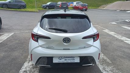 75010 : Hyundai Paris Nord - Goncourt Automobiles - TOYOTA COROLLA HYBRIDE MY22 Collection - COROLLA XII - Blanc - Automate à fonct. Continu - Essence / Courant électrique