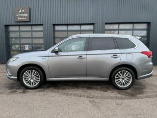 54520 : Hyundai Nancy - Théobald Automobiles - MITSUBISHI Outlander - Outlander - Titanium Grey - Transmission intégrale - Hybride rechargeable : Essence/Electrique