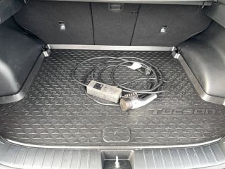 75010 : Hyundai Paris Nord - Goncourt Automobiles - HYUNDAI TUCSON Creative - TUCSON IV - BLANC - Boîte automatique - Essence / Courant électrique