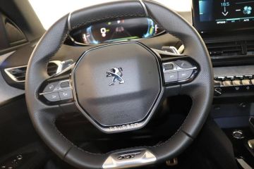 75010 : Hyundai Paris Nord - Goncourt Automobiles - PEUGEOT 3008 GT - 3008 II - GRIS - Boîte automatique - Essence / Courant électrique