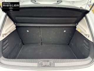 75010 : Hyundai Paris Nord - Goncourt Automobiles - RENAULT CLIO V Business - CLIO V - BLANC - Boîte manuelle - Essence sans plomb