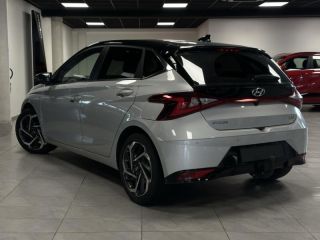 54520 : Hyundai Nancy - Théobald Automobiles - HYUNDAI i20 - i20 - Elemental Brass Métal/Toit/rétros Black - Traction - Essence/Micro-Hybride