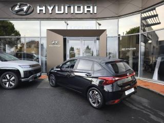 19100 : Hyundai Brive-la-Gaillarde - Garage Pouget - HYUNDAI i20 - i20 - Phantom Black Métal - Traction - Essence/Micro-Hybride