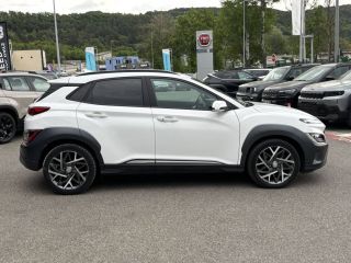 75010 : Hyundai Paris Nord - Goncourt Automobiles - HYUNDAI KONA HYBRID Executive - KONA - Blanc - Automate sequentiel - Essence / Courant électrique