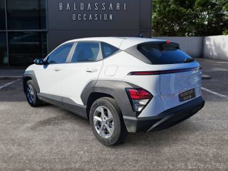 75010 : Hyundai Paris Nord - Goncourt Automobiles - HYUNDAI KONA Intuitive - KONA II - BLANC - Automate sequentiel - Essence / Courant électrique
