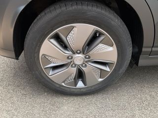 49070 : Hyundai Angers - Oceane Automobiles - HYUNDAI KONA ELECTRIC Creative - KONA ELECTRIQUE - Noir - Automate à fonct. Continu - Courant électrique