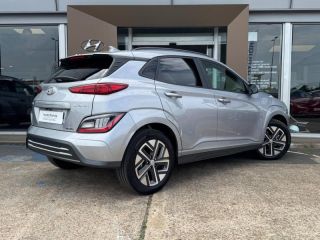 72100 : Hyundai Le Mans - GCH LE MANS - HYUNDAI Kona - Kona - Shimmering Silver Métal - Traction - Electrique