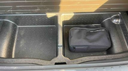 75010 : Hyundai Paris Nord - Goncourt Automobiles - HYUNDAI TUCSON Creative - TUCSON IV - BLEU FONCE - Boîte automatique - Essence / Courant électrique