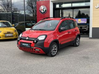 75010 : Hyundai Paris Nord - Goncourt Automobiles - FIAT PANDA City Cross - PANDA III - Rouge - Boîte manuelle - Essence sans plomb