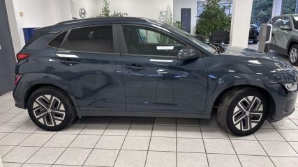 75010 : Hyundai Paris Nord - Goncourt Automobiles - HYUNDAI KONA ELECTRIC Intuitive - KONA ELECTRIQUE - Bleu - Automate à fonct. Continu - Courant électrique