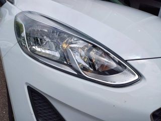 54520 : Hyundai Nancy - Théobald Automobiles - FORD Fiesta - Fiesta - Blanc Glacier - Traction - Essence