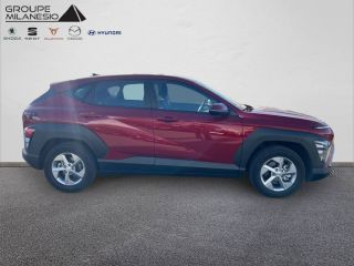 75010 : Hyundai Paris Nord - Goncourt Automobiles - HYUNDAI KONA Intuitive - KONA (02/2023) - ULTIMATE RED - Automate sequentiel - Essence / Courant électrique