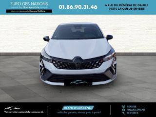 75010 : Hyundai Paris Nord - Goncourt Automobiles - RENAULT CLIO V Esprit Alpine - CLIO V - Blanc - Boîte hybride multimode - Essence / Courant électrique