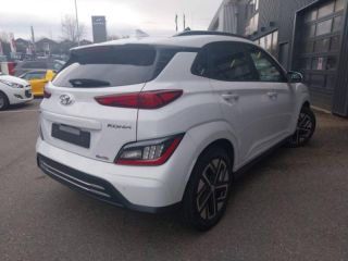 54520 : Hyundai Nancy - Théobald Automobiles - HYUNDAI Kona - Kona - Chalk White Métal - Traction - Electrique