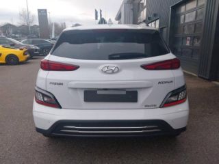 54520 : Hyundai Nancy - Théobald Automobiles - HYUNDAI Kona - Kona - Chalk White Métal - Traction - Electrique