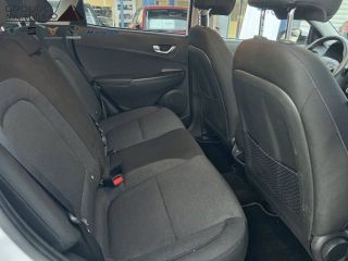 75010 : Hyundai Paris Nord - Goncourt Automobiles - HYUNDAI KONA ELECTRIC Intuitive - KONA ELECTRIC (12/2020-08/2023) - blanc - Automate à fonct. Continu - Courant électrique