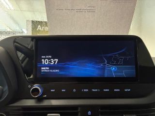 75010 : Hyundai Paris Nord - Goncourt Automobiles - HYUNDAI i20 Creative - i20 III - Blanc - Boîte manuelle - Essence sans plomb