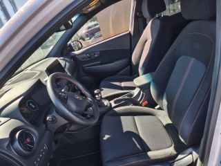 92250 : Hyundai Motor Company - HYUNDAI Kona - Kona - Cyber Grey Métal - Traction - Essence/Micro-Hybride