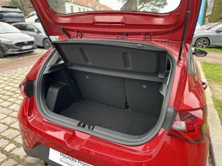 75010 : Hyundai Paris Nord - Goncourt Automobiles - HYUNDAI i20 Initia - i20 III - Rouge - Boîte manuelle - Essence sans plomb