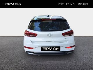 92130 : Hyundai ISSY-LES-MOULINEAUX - BPM Cars - HYUNDAI i30 - i30 - Serenity White métal - Traction - Essence