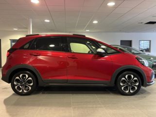 54520 : Hyundai Nancy - Théobald Automobiles - HONDA Jazz Crosstar - Jazz Crosstar - Rouge Cristallin Premium métallisé - Traction - Hybride : Essence/Electrique