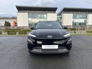 28600 : Hyundai Chartres - Alliance Automobile - HYUNDAI Kona - Kona - Phantom Black Métal - Traction - Electrique