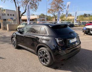 75010 : Hyundai Paris Nord - Goncourt Automobiles - FIAT 600 La Prima - 600 - Noir - Boîte automatique - Essence sans plomb