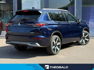57100 : Hyundai Thionville - Théobald Automobiles - MITSUBISHI Outlander - Outlander - Cosmic Blue Métallisée - Transmission intégrale - Hybride rechargeable : Essence/Electrique